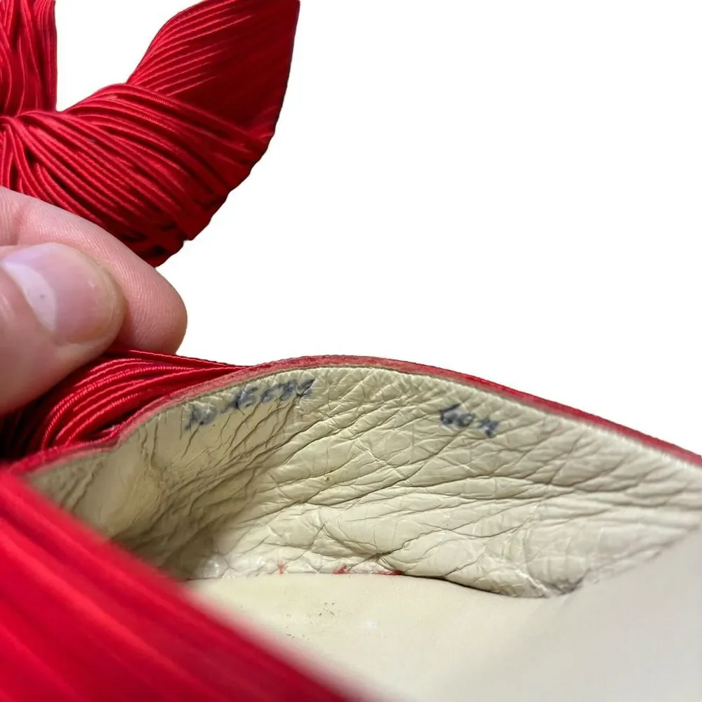 Vintage Red Limited Edition Pumps Shoes from Salvatore‎ Ferragamo's Creations